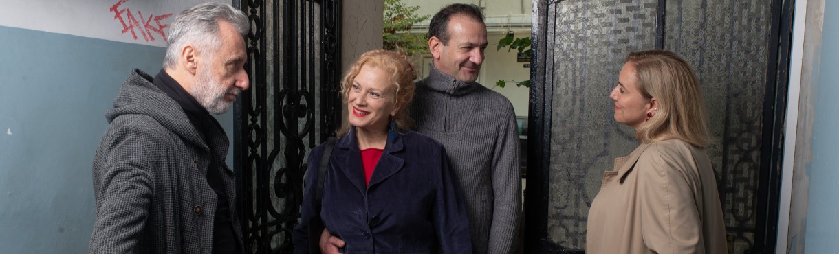 Οι Γείτονες από Πάνω