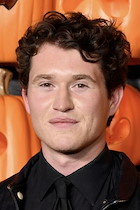 Ρόχαν Κάμπελ